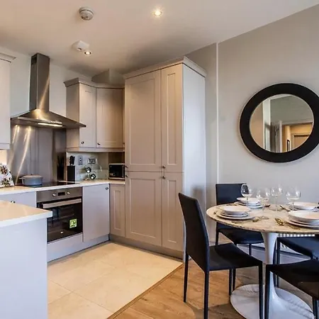 Wishie Homes- Family Near Luas * دبلن